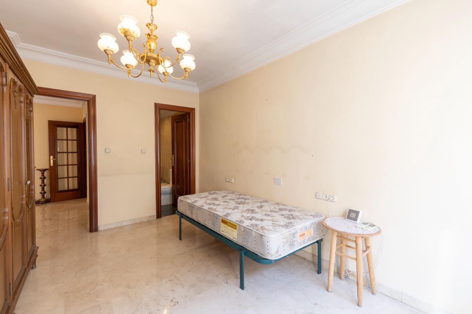 4 sovrum Lägenhet till salu i Granada stad med garage - 420 000 € (Ref: 9456533)