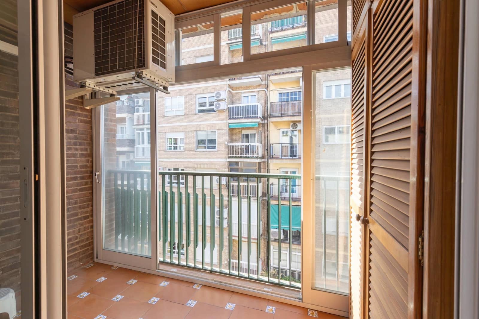 4 sovrum Lägenhet till salu i Granada stad med garage - 420 000 € (Ref: 9456533)