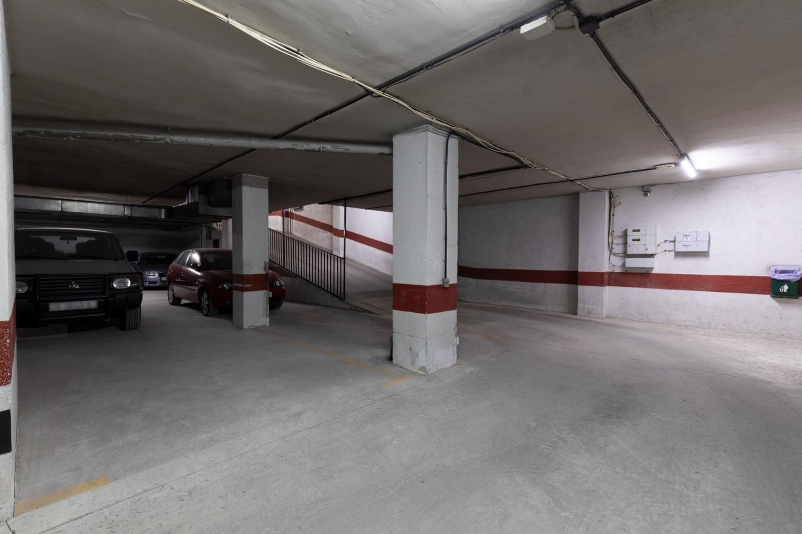 4 sovrum Lägenhet till salu i Granada stad med garage - 420 000 € (Ref: 9456533)