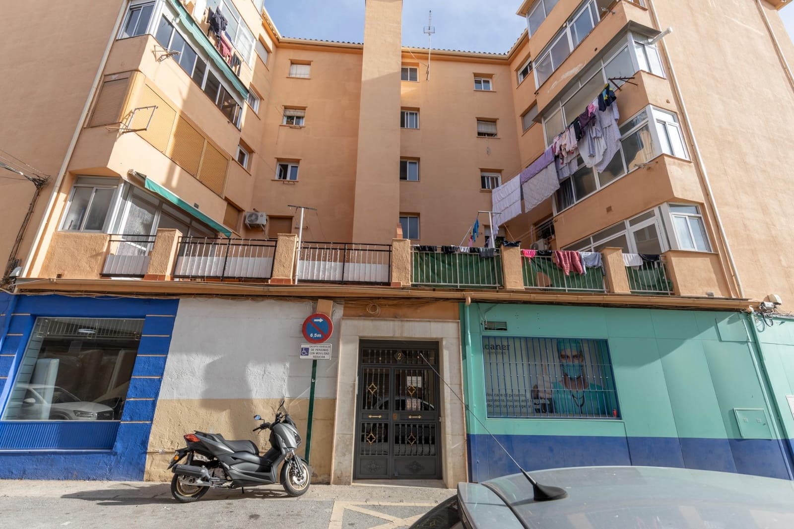 2 bedroom Flat for sale in Granada city - € 175,000 (Ref: 9465716)