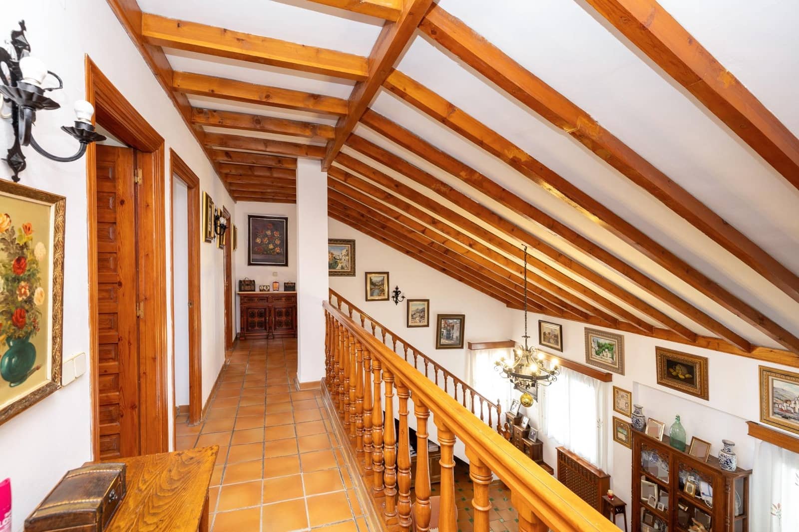 5 bedroom Villa for sale in Ogijares - € 429,900 (Ref: 9465717)