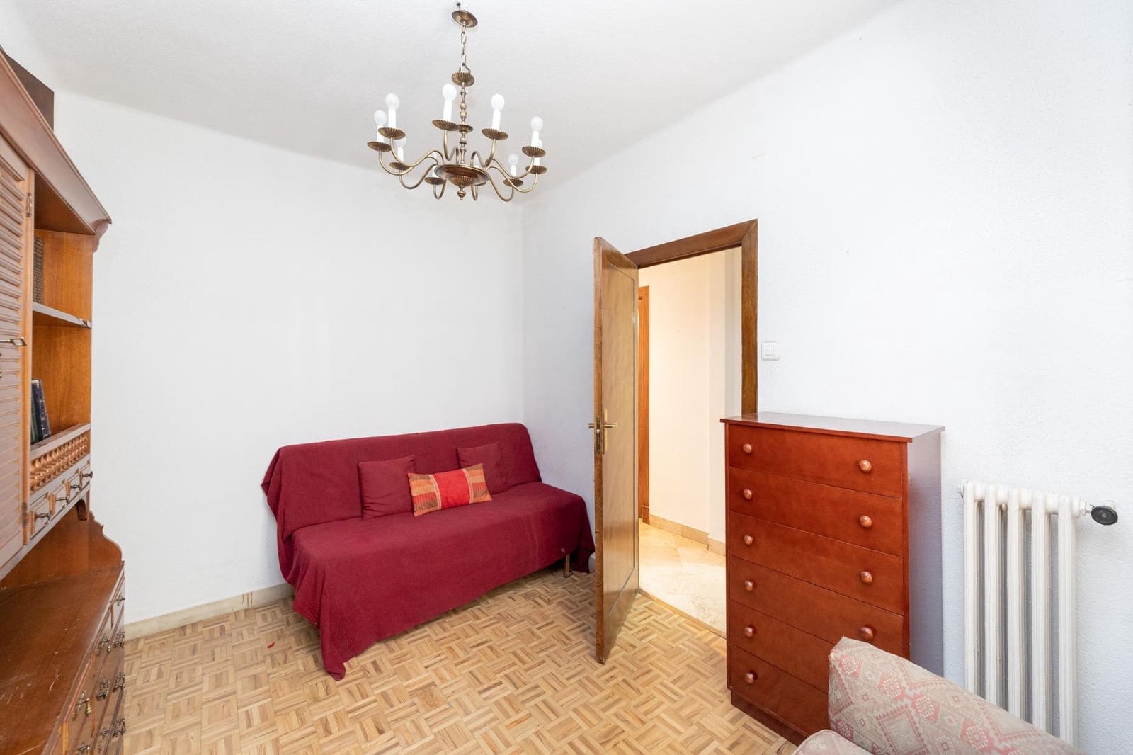 Piso de 4 habitaciones en Granada ciudad en venta - 429.000 € (Ref: 9470635)