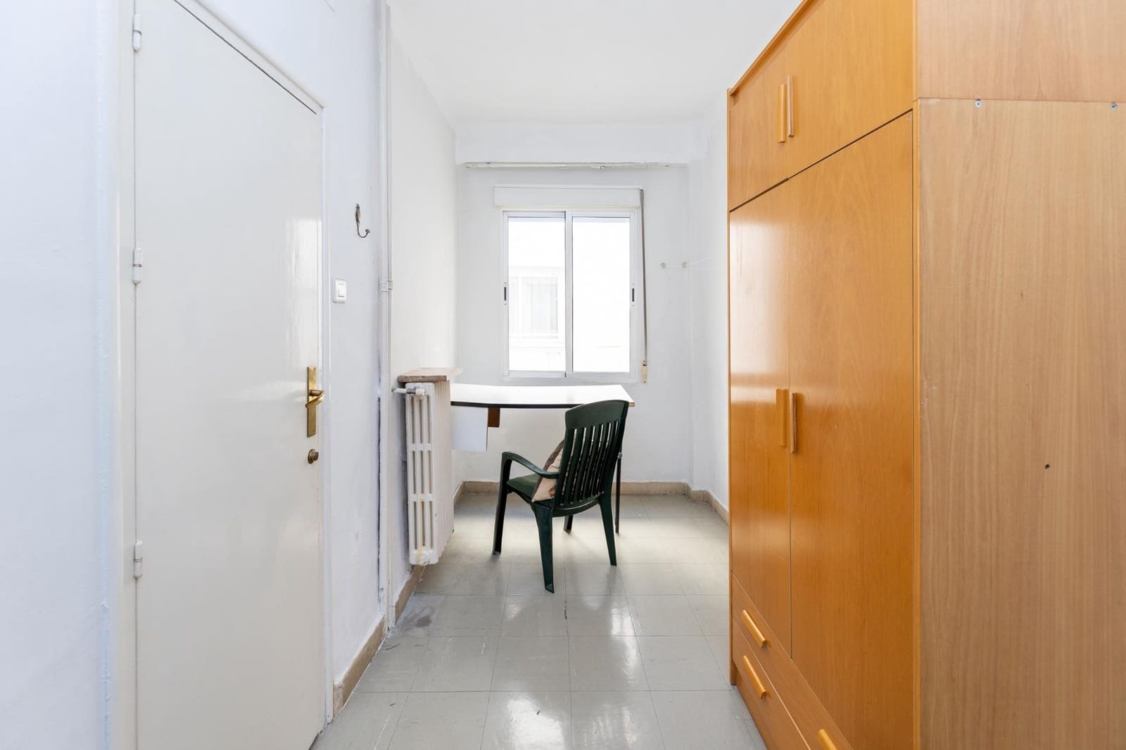 Piso de 4 habitaciones en Granada ciudad en venta - 429.000 € (Ref: 9470635)