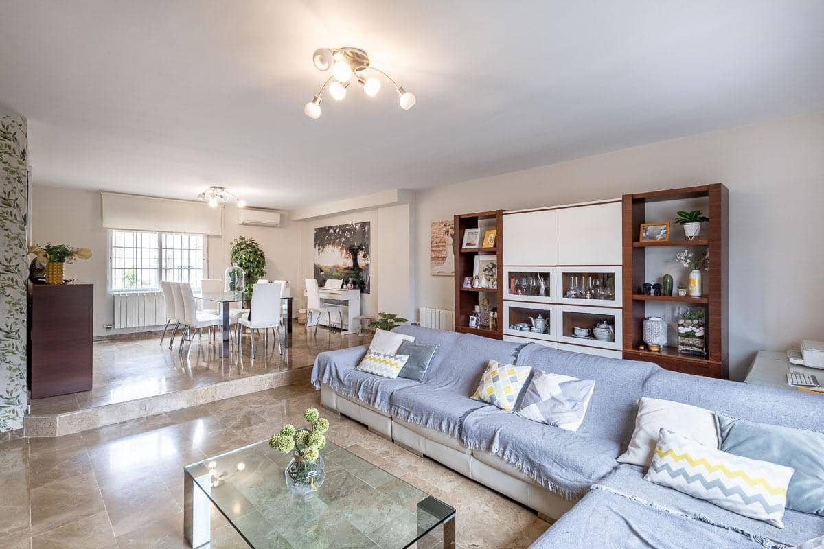 4 sypialnia Dom szeregowy na sprzedaż w Churriana de la Vega z garażem - 375 000 € (Ref: 9470636)