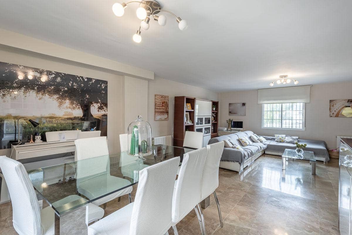 4 sypialnia Dom szeregowy na sprzedaż w Churriana de la Vega z garażem - 375 000 € (Ref: 9470636)