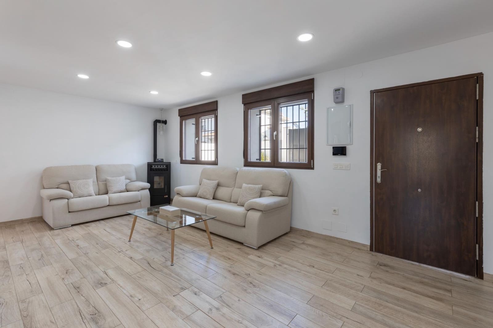 5 slaapkamer Villa te koop in La Zubia met garage - € 420.000 (Ref: 9470637)