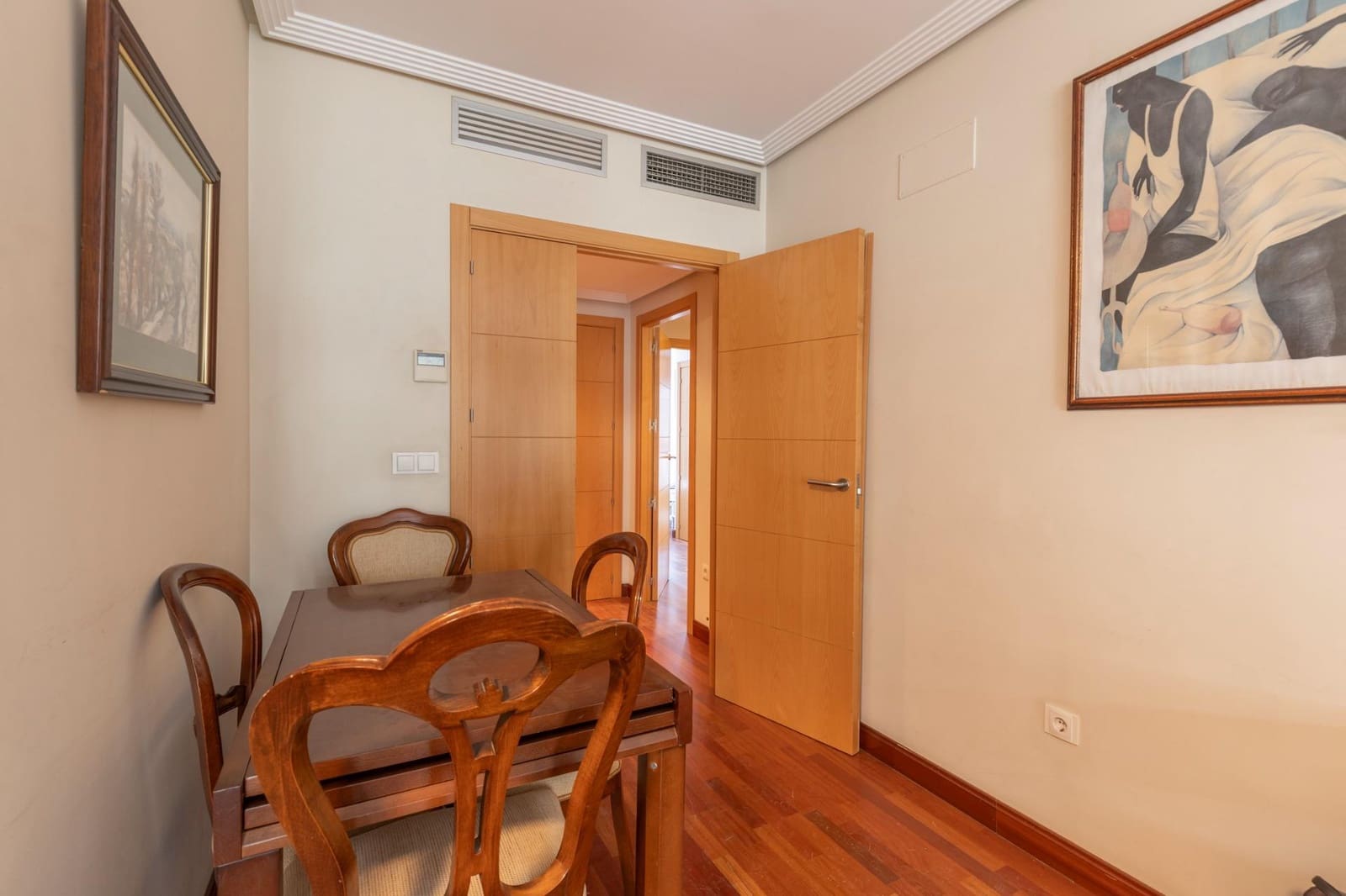 2 Zimmer Wohnung zu verkaufen in Granada Stadt mit Garage - 356.500 € (Ref: 9470638)