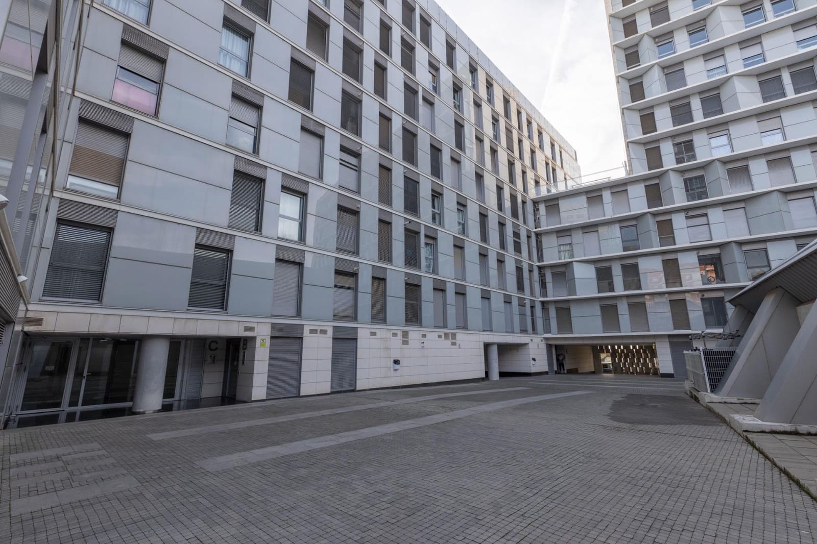 2 Zimmer Wohnung zu verkaufen in Granada Stadt mit Garage - 356.500 € (Ref: 9470638)