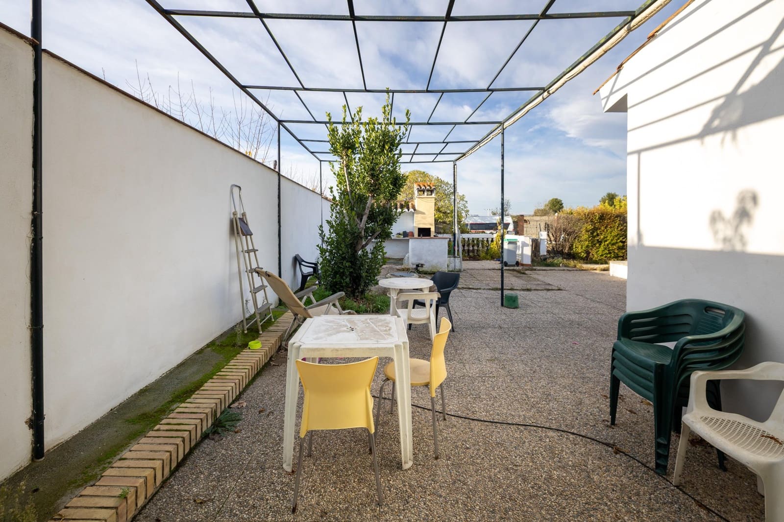 Finca/Casa Rural de 1 habitación en Maracena en venta con piscina - 195.000 € (Ref: 9470639)