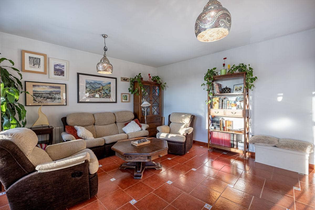 Casa de 7 habitaciones en Granada ciudad en venta con piscina garaje - 1.600.000 € (Ref: 9470640)