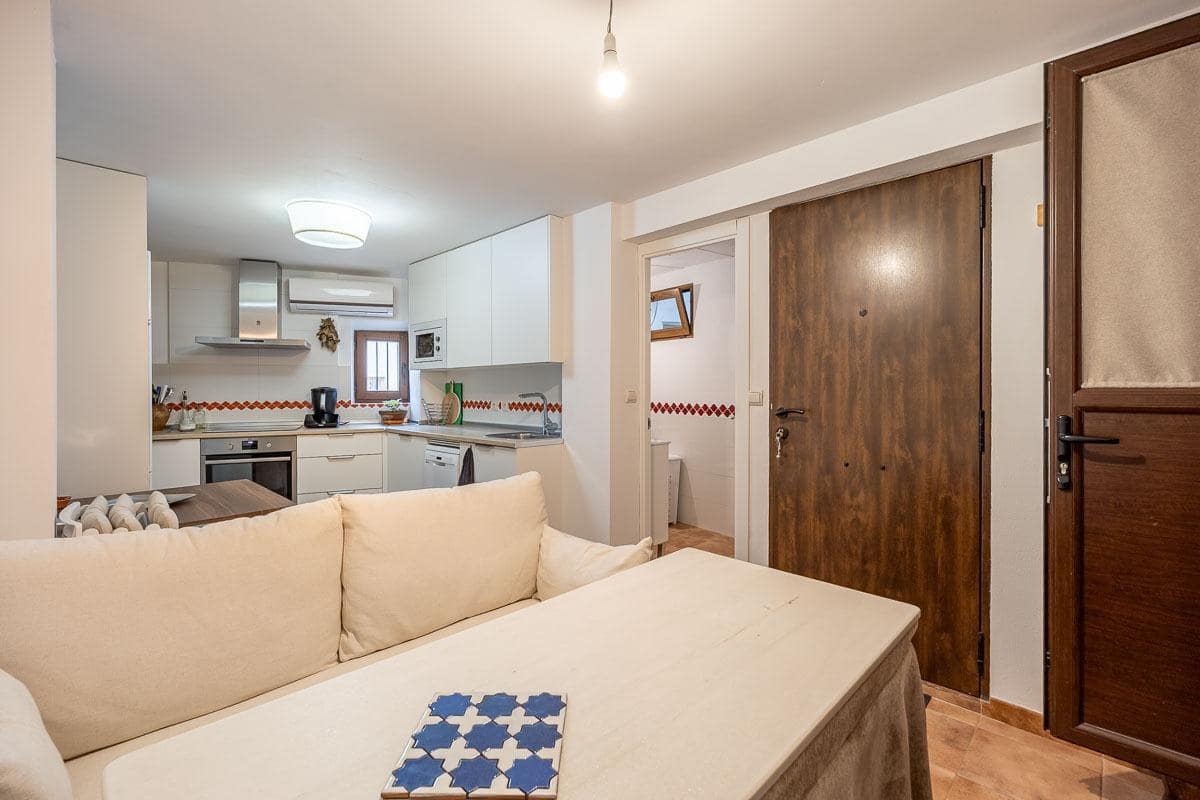 Casa de 7 habitaciones en Granada ciudad en venta con piscina garaje - 1.600.000 € (Ref: 9470640)