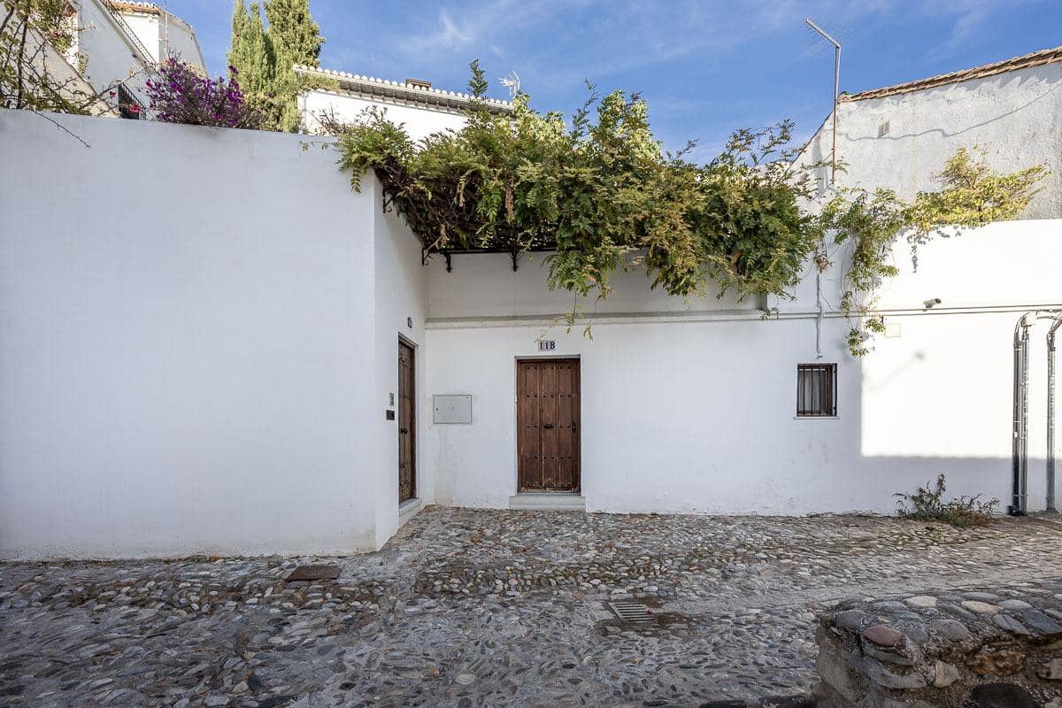 Casa de 7 habitaciones en Granada ciudad en venta con piscina garaje - 1.600.000 € (Ref: 9470640)