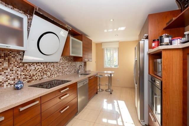 3 camera da letto Villetta a Schiera in vendita in Belicena, Vegas del Genil con piscina garage - 229.900 € (Rif: 9473131)