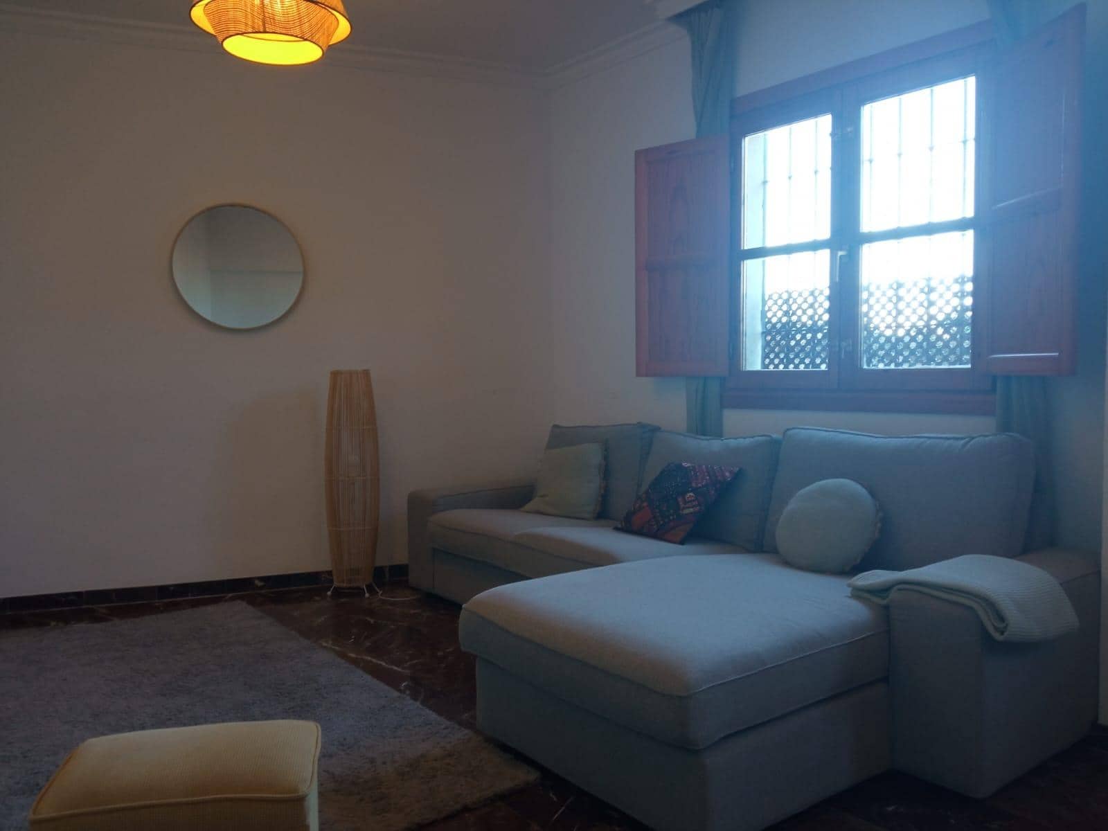 Appartement de 4 chambres à louer à Grenade ville - 1 200 € (Ref: 9473132)