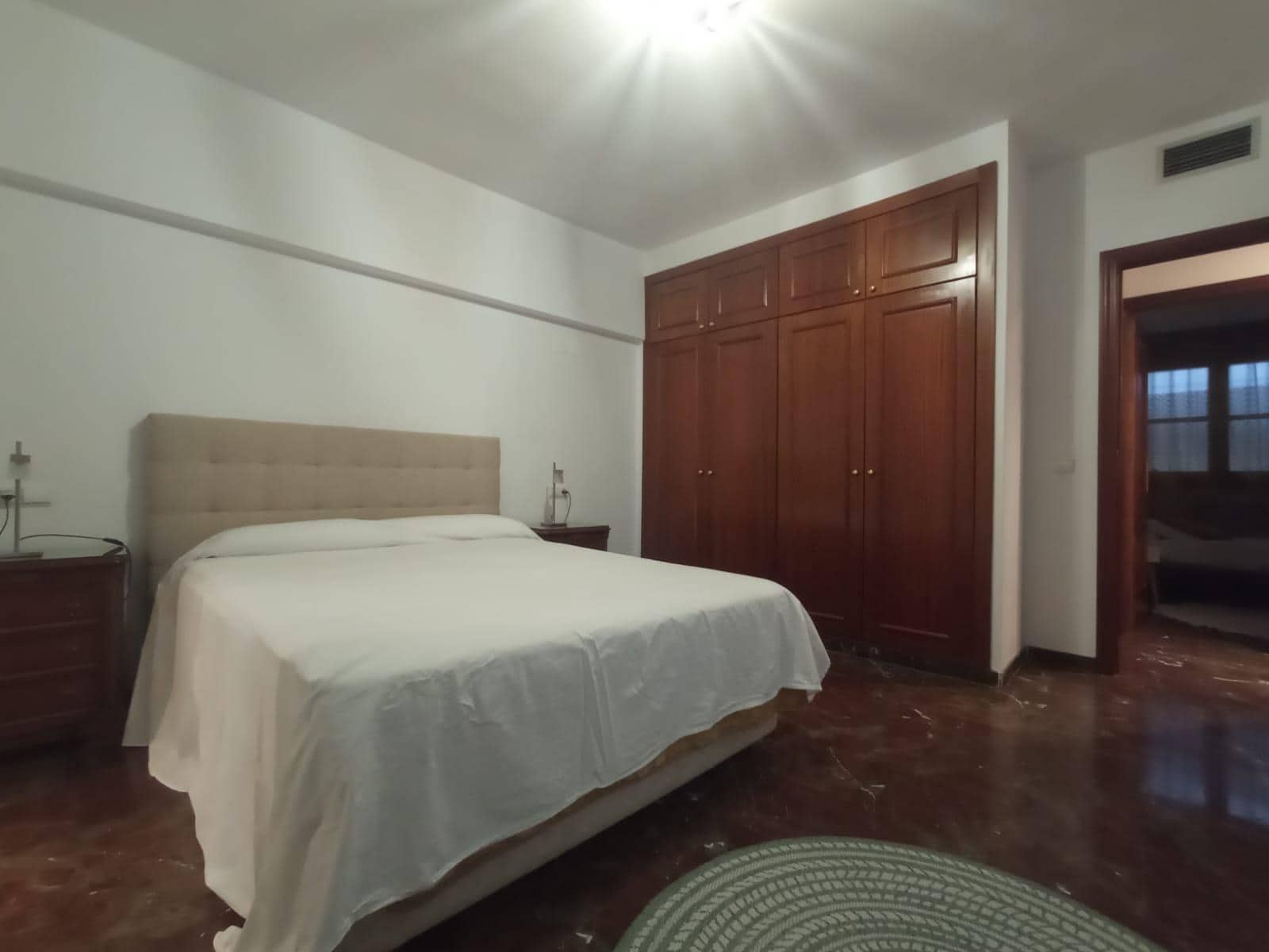 Appartement de 4 chambres à louer à Grenade ville - 1 200 € (Ref: 9473132)