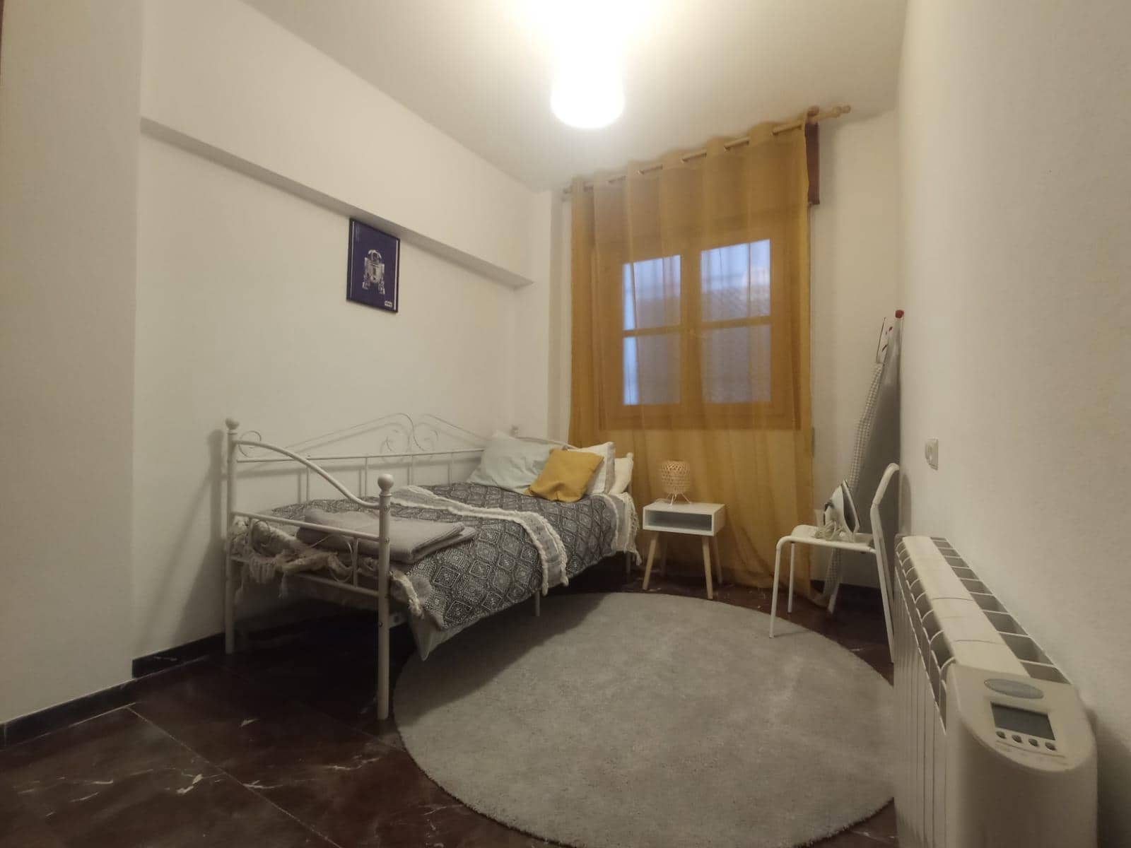 Appartement de 4 chambres à louer à Grenade ville - 1 200 € (Ref: 9473132)