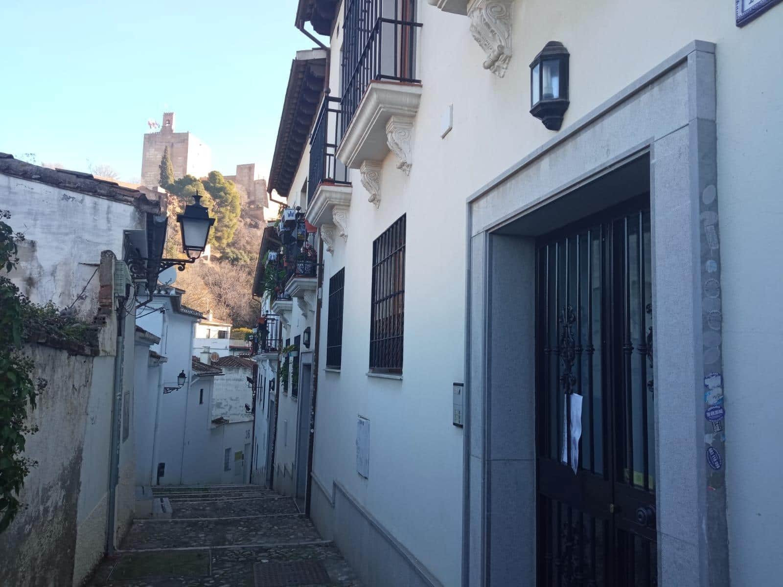 Appartement de 4 chambres à louer à Grenade ville - 1 200 € (Ref: 9473132)