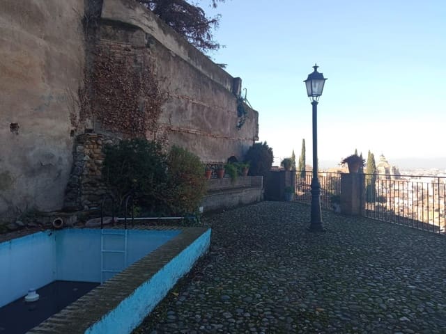 Appartement de 4 chambres à louer à Grenade ville - 1 200 € (Ref: 9473132)