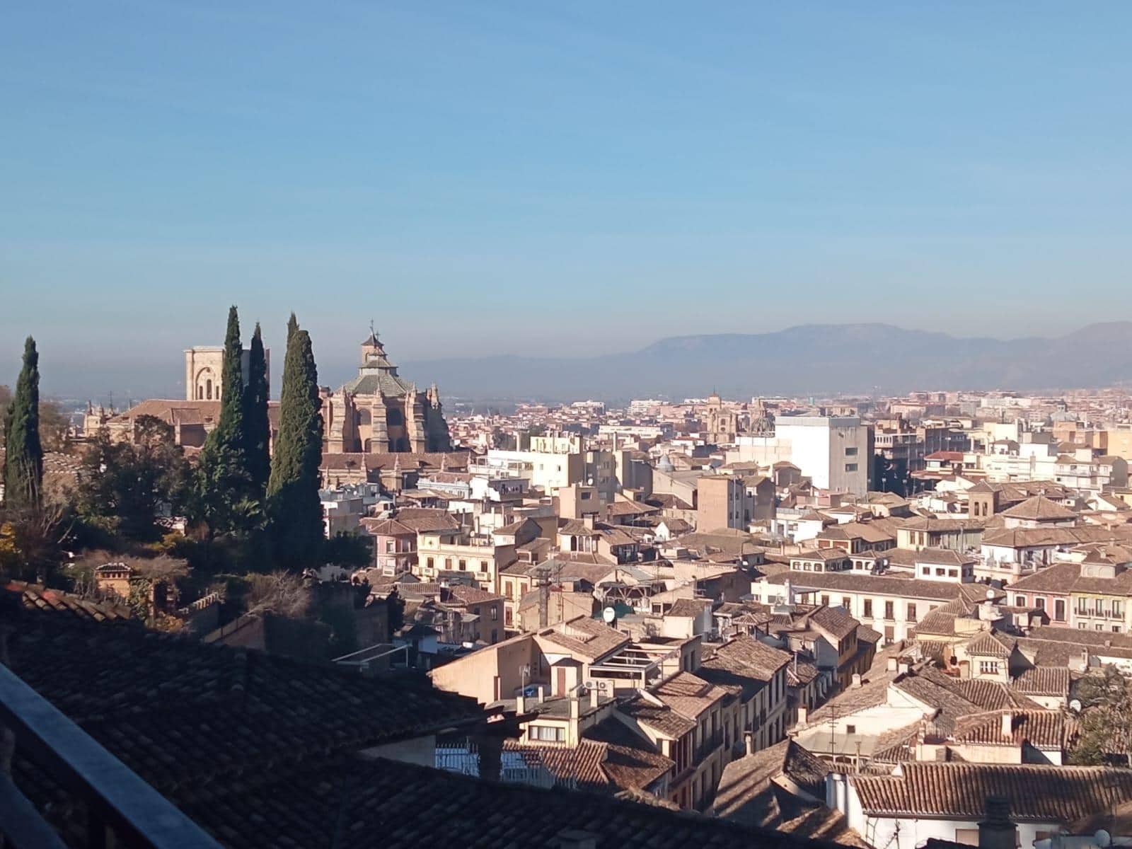 Appartement de 4 chambres à louer à Grenade ville - 1 200 € (Ref: 9473132)