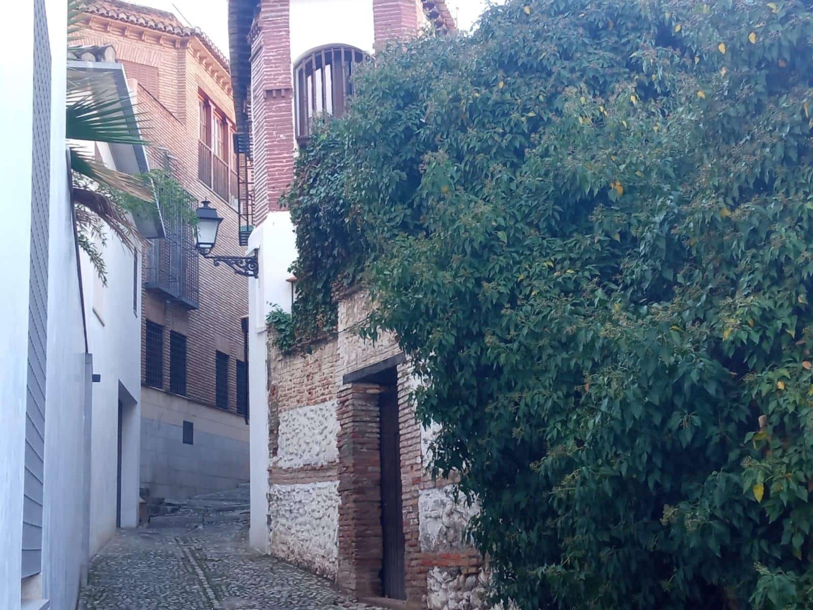 Appartement de 4 chambres à louer à Grenade ville - 1 200 € (Ref: 9473132)