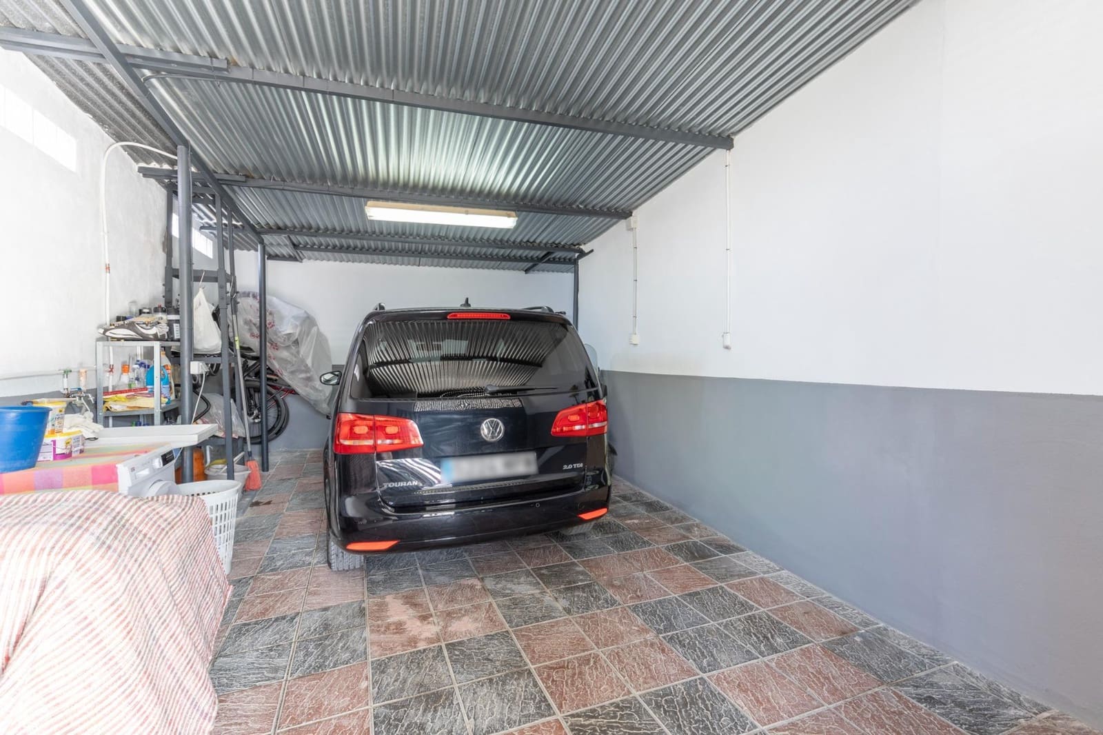 3 bedroom Finca/Country House for sale in Santa Fe with pool garage - € 199,000 (Ref: 9474341)