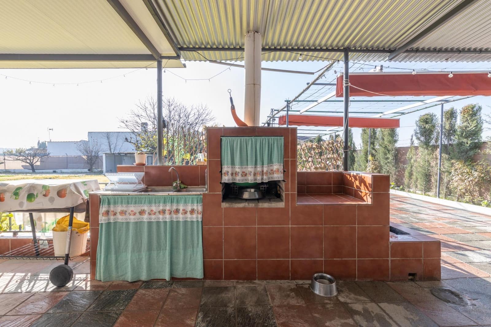 3 bedroom Finca/Country House for sale in Santa Fe with pool garage - € 199,000 (Ref: 9474341)