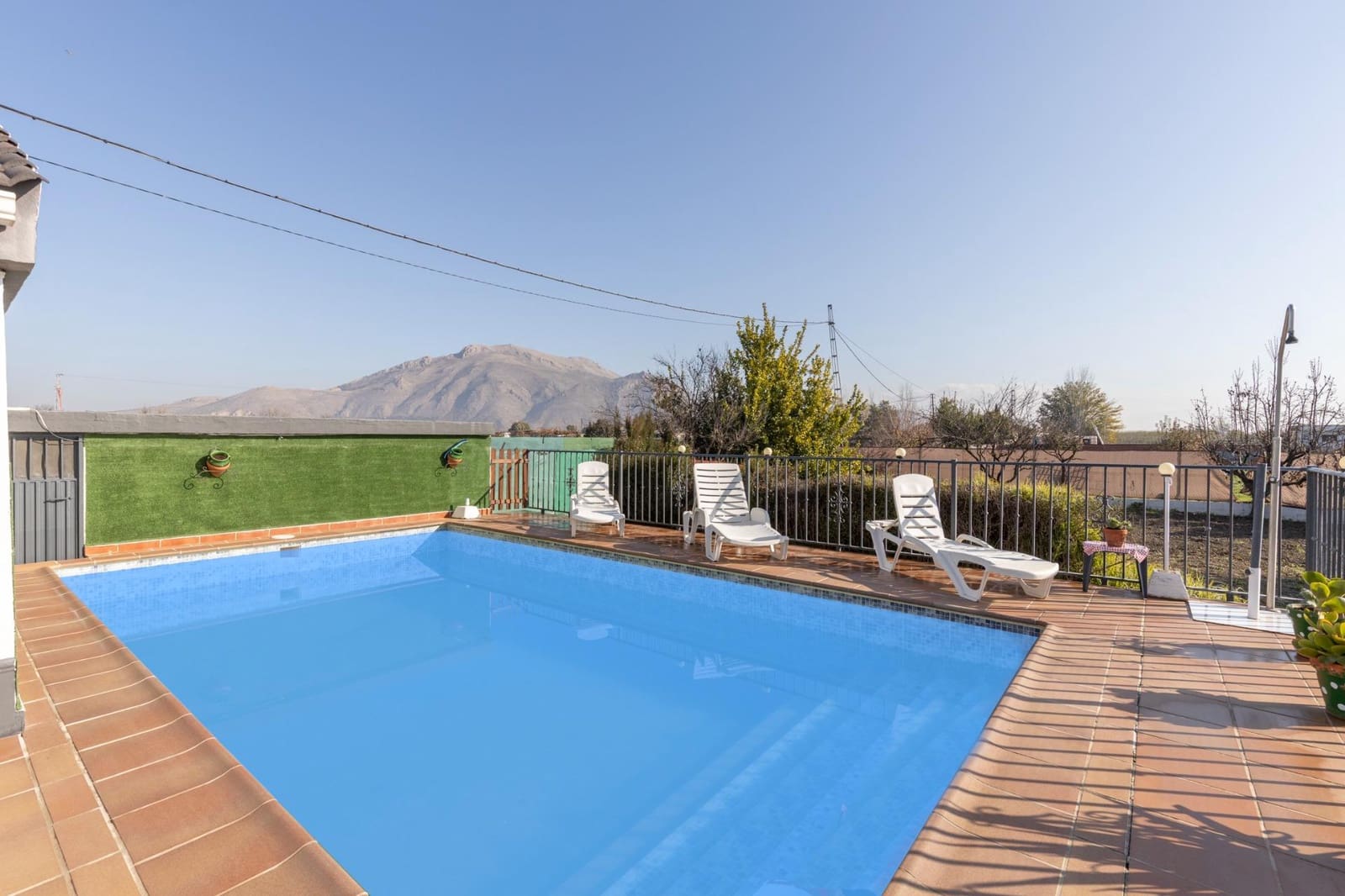 3 bedroom Finca/Country House for sale in Santa Fe with pool garage - € 199,000 (Ref: 9474341)