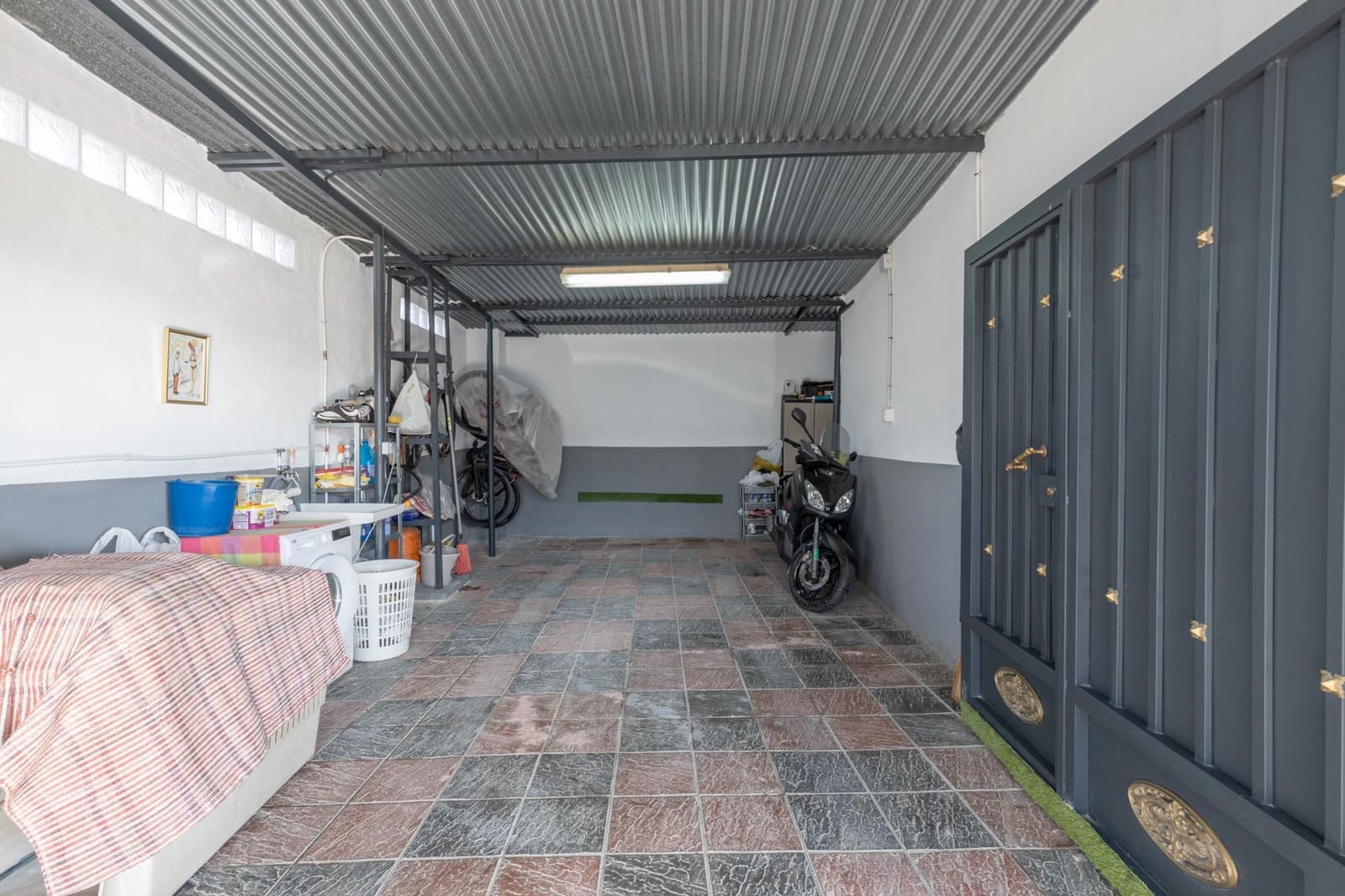 3 bedroom Finca/Country House for sale in Santa Fe with pool garage - € 199,000 (Ref: 9474341)