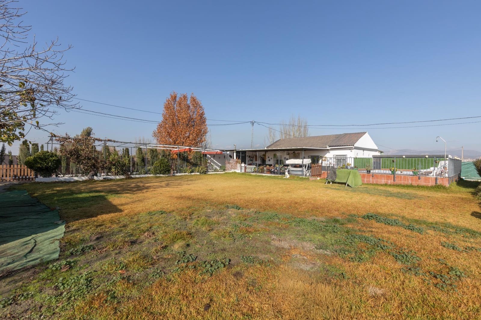 3 bedroom Finca/Country House for sale in Santa Fe with pool garage - € 199,000 (Ref: 9474341)