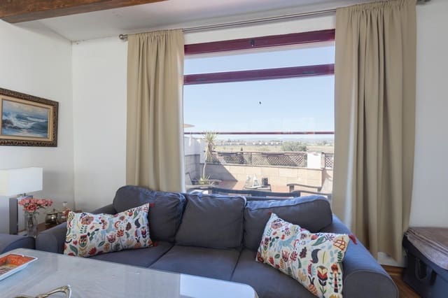 2 bedroom Penthouse for sale in Armilla - € 250,000 (Ref: 9474342)