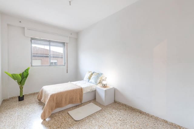 4 Zimmer Wohnung zu verkaufen in Santa Fe - 104.900 € (Ref: 9474343)