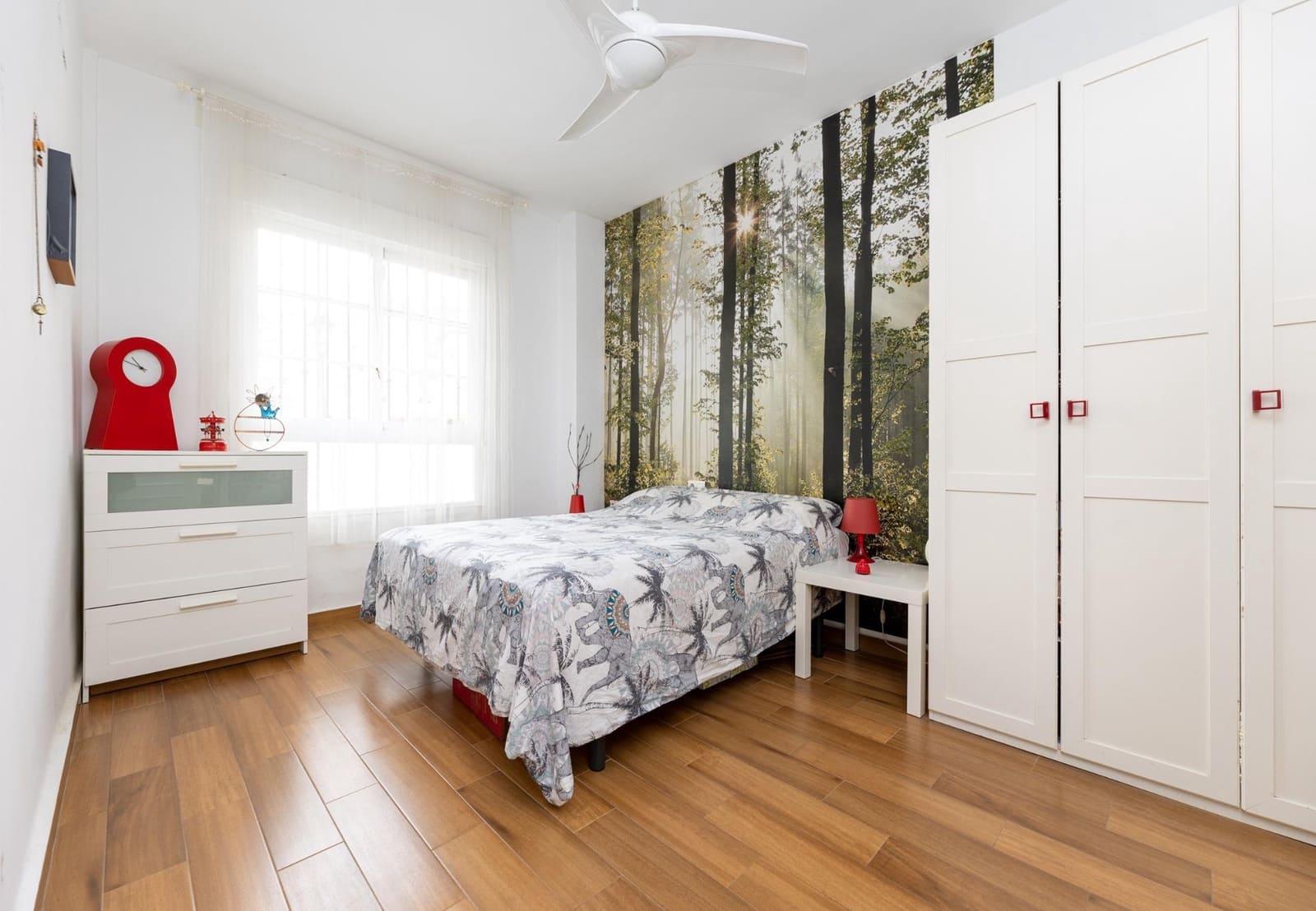 2 bedroom Flat for sale in Cenes de la Vega with pool - € 122,900 (Ref: 9476184)