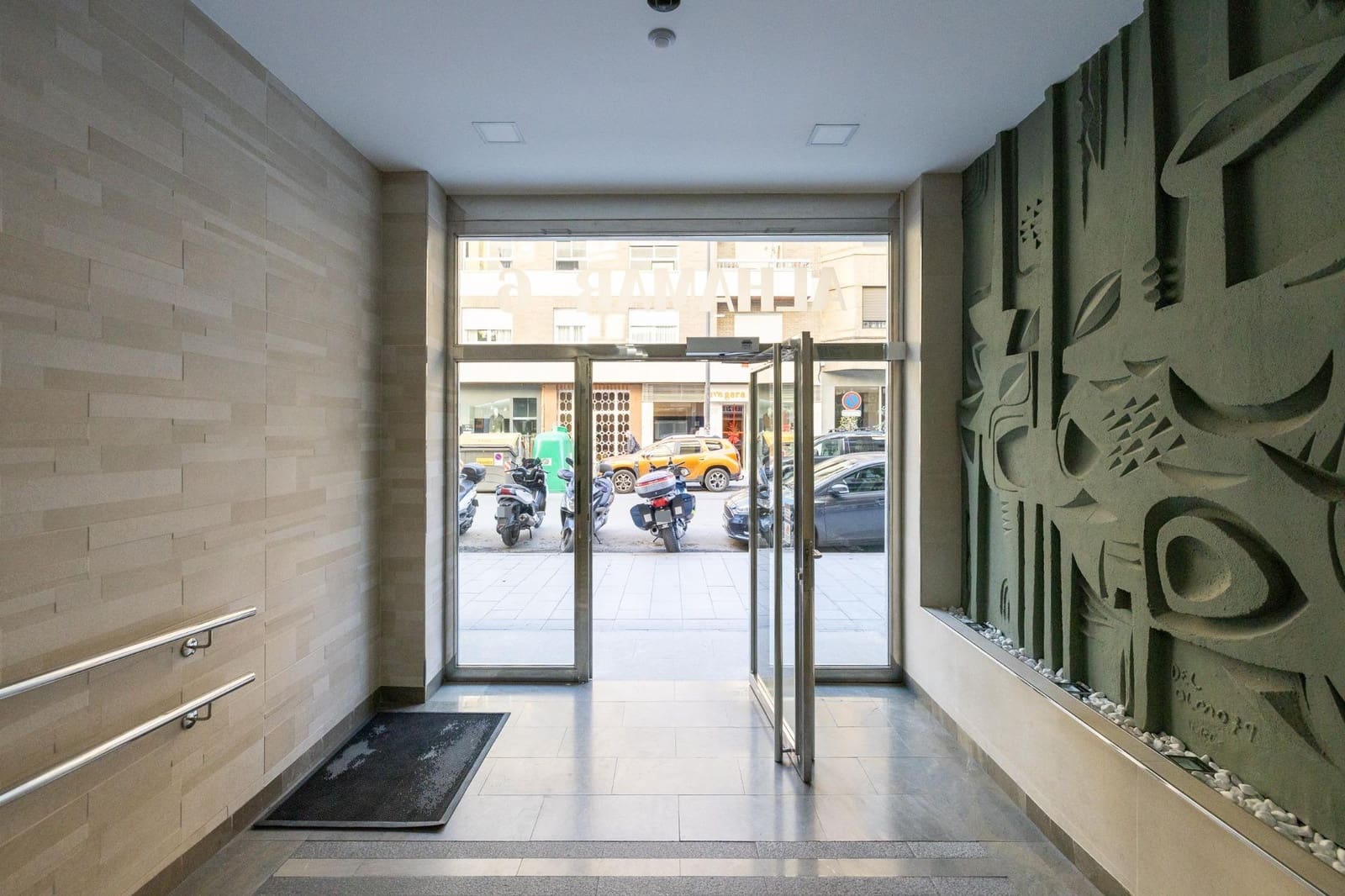 2 slaapkamer Penthouse te koop in Granada stad met garage - € 569.000 (Ref: 9481327)