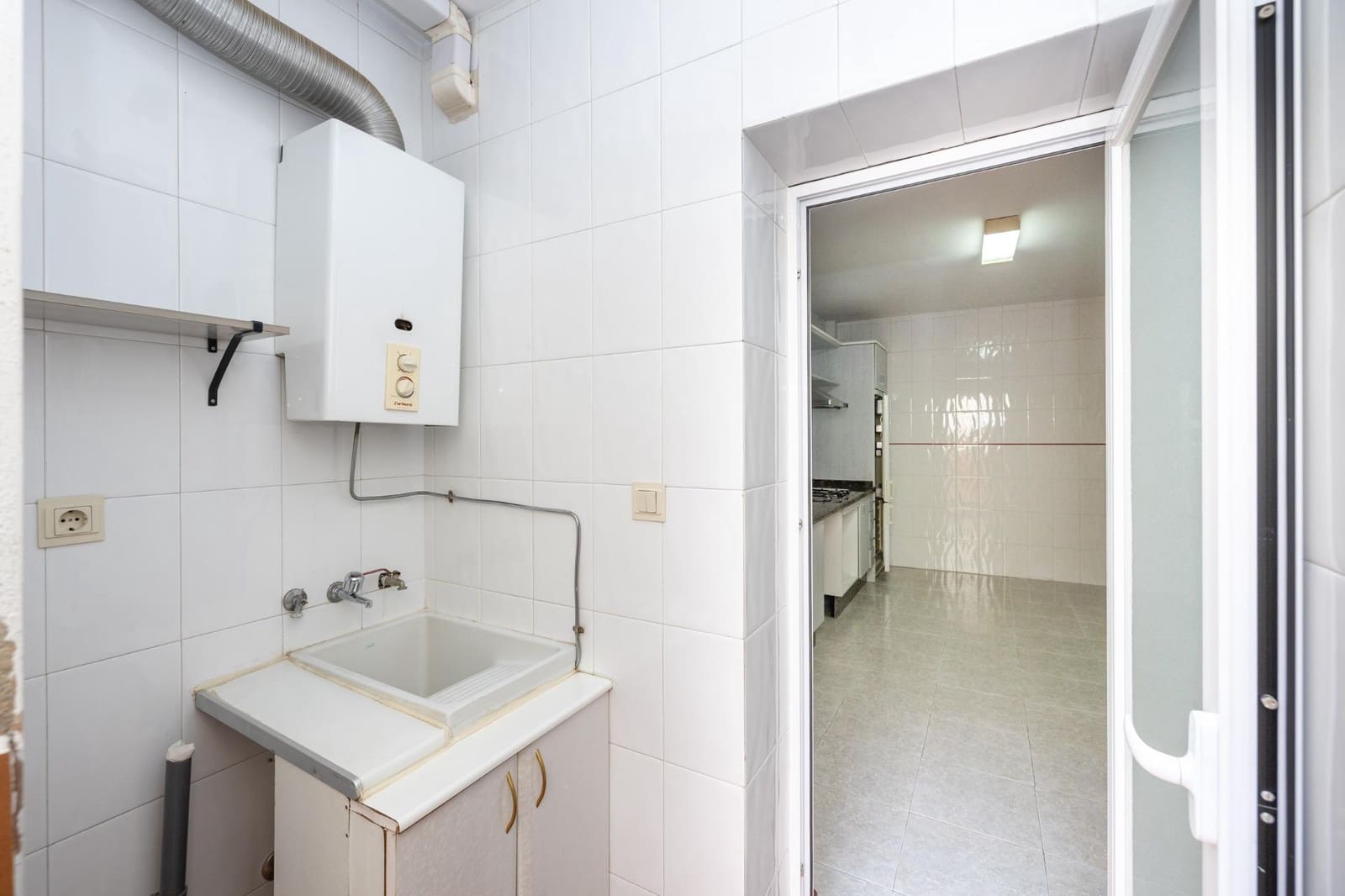 4 bedroom Terraced Villa for sale in Maracena with garage - € 260,000 (Ref: 9482157)