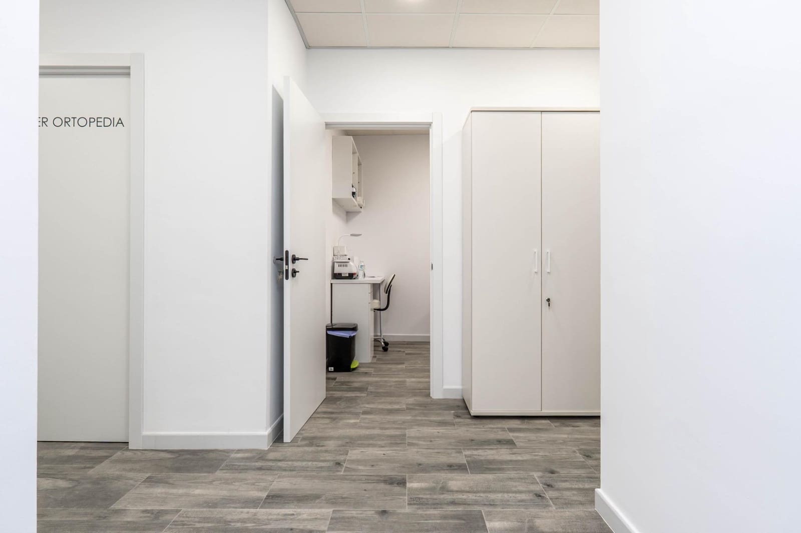 9 slaapkamer Commercieel te koop in Padul - € 224.900 (Ref: 9488414)