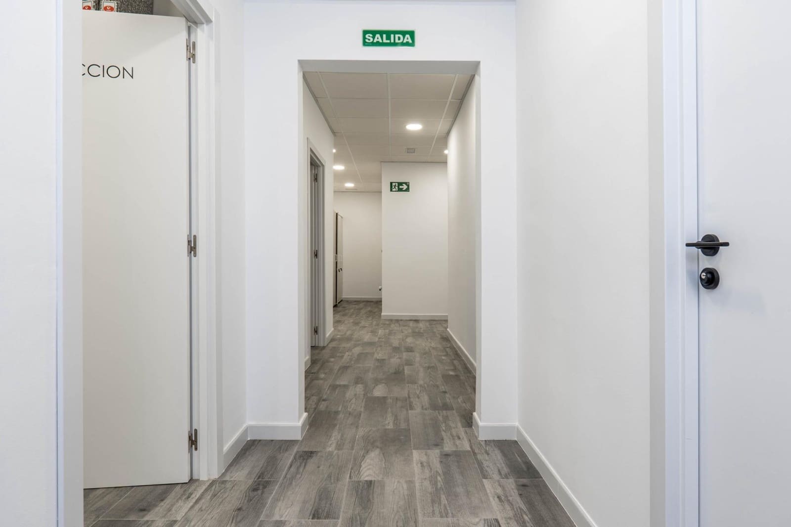 9 slaapkamer Commercieel te koop in Padul - € 224.900 (Ref: 9488414)