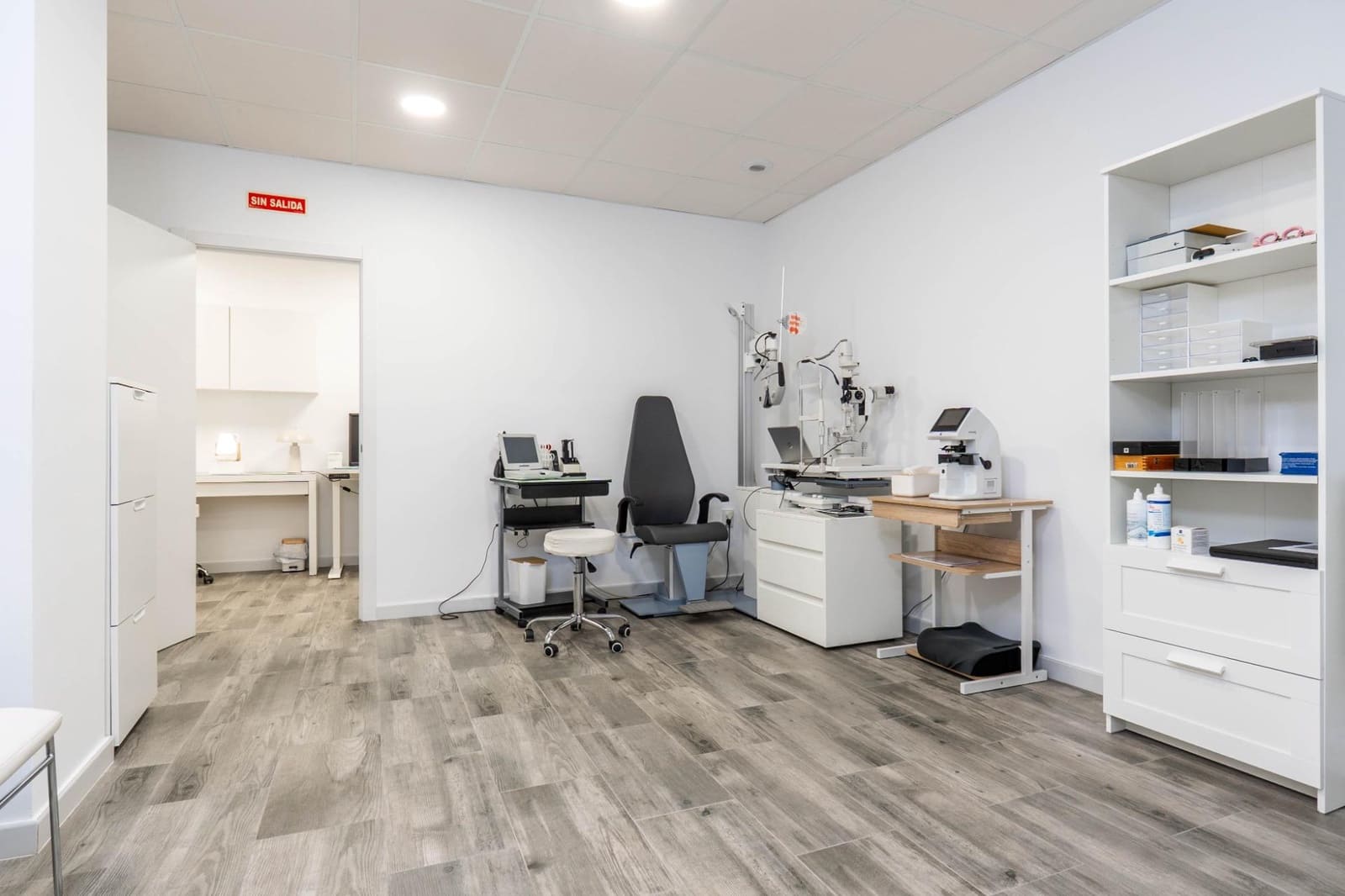 9 slaapkamer Commercieel te koop in Padul - € 224.900 (Ref: 9488414)