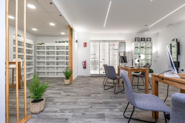 9 slaapkamer Commercieel te koop in Padul - € 224.900 (Ref: 9488414)