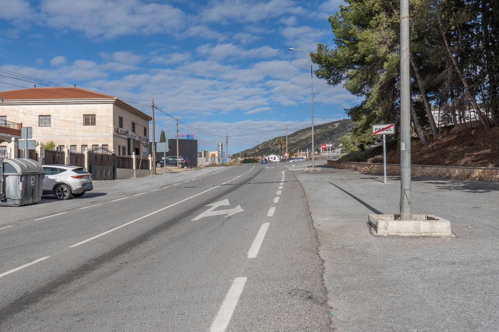 9 slaapkamer Commercieel te koop in Padul - € 224.900 (Ref: 9488414)