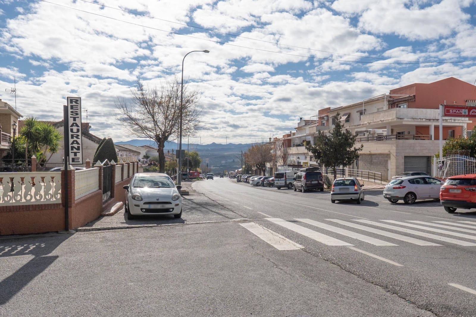 9 slaapkamer Commercieel te koop in Padul - € 224.900 (Ref: 9488414)