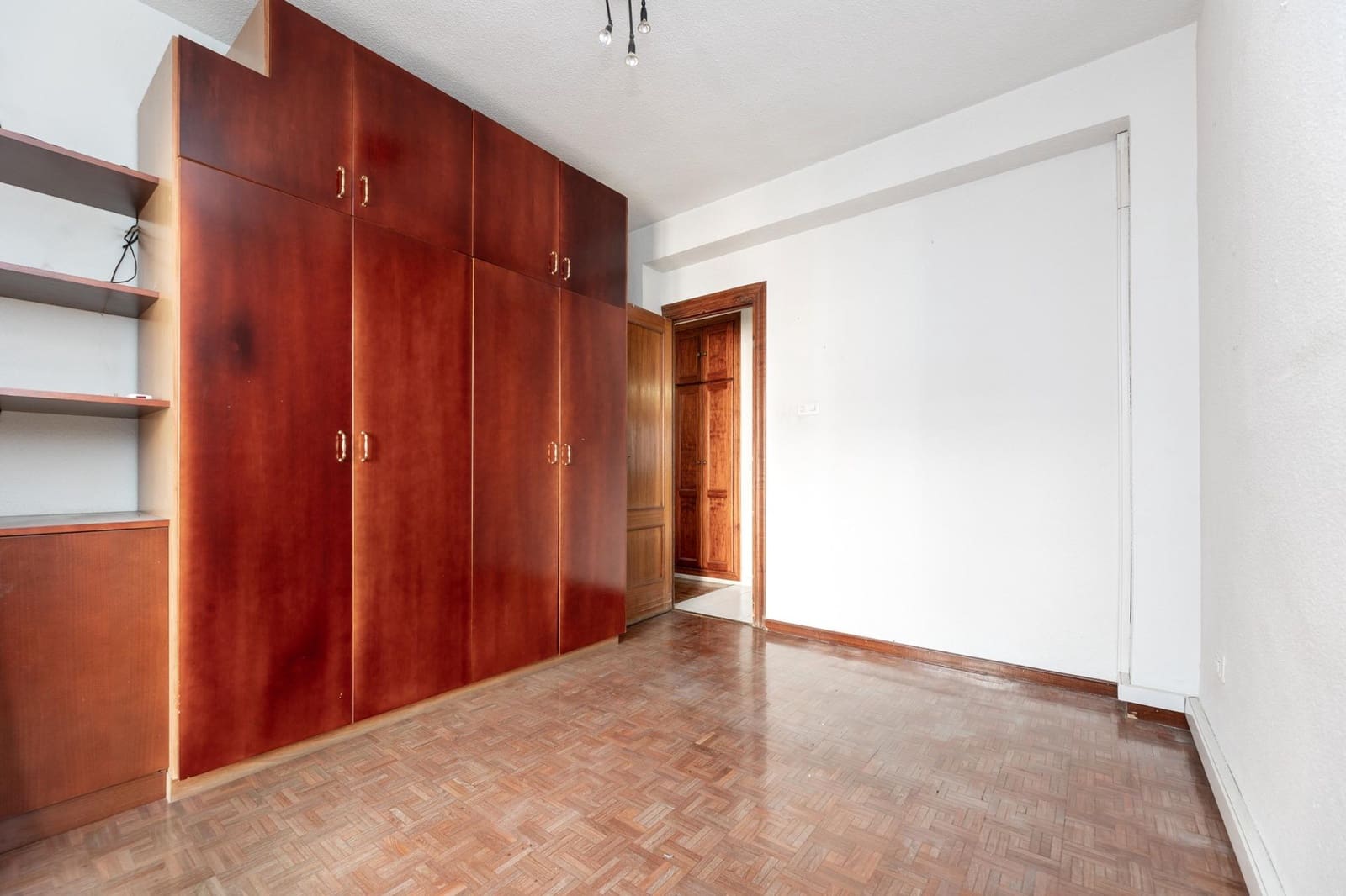 3 bedroom Flat for sale in Granada city - € 370,000 (Ref: 9488416)