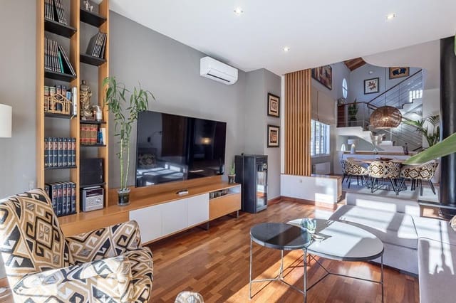 5 bedroom Villa for sale in Gójar with pool garage - € 690,000 (Ref: 9488417)