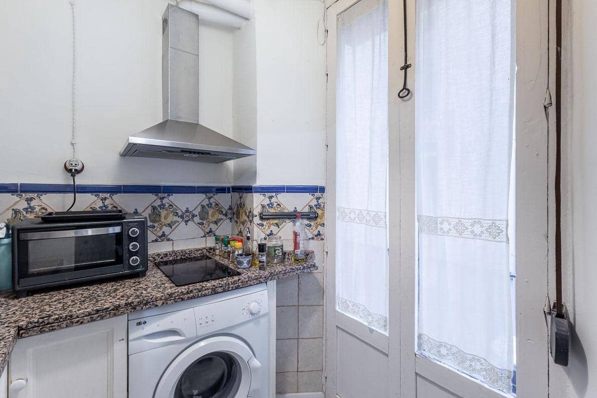 1 slaapkamer Flat te koop in Granada stad - € 179.500 (Ref: 9488419)