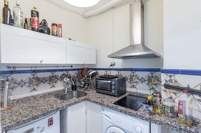 1 slaapkamer Flat te koop in Granada stad - € 179.500 (Ref: 9488419)