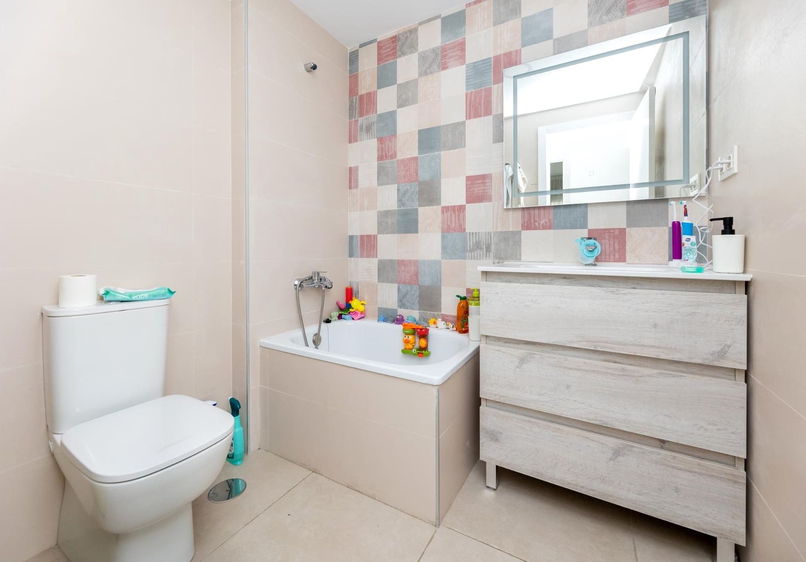 4 soverom Leilighet til salgs i Granada by - € 375 000 (Ref: 9488420)