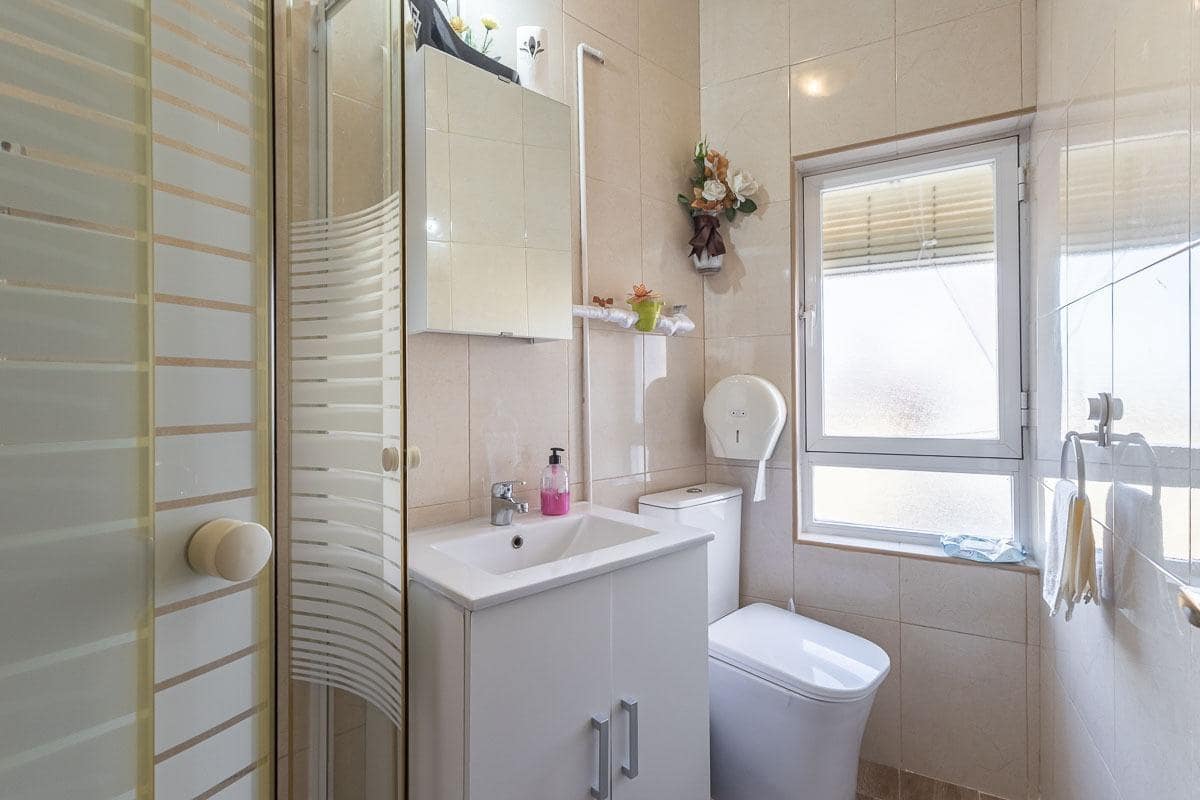 3 bedroom Flat for sale in Granada city - € 169,900 (Ref: 9491719)