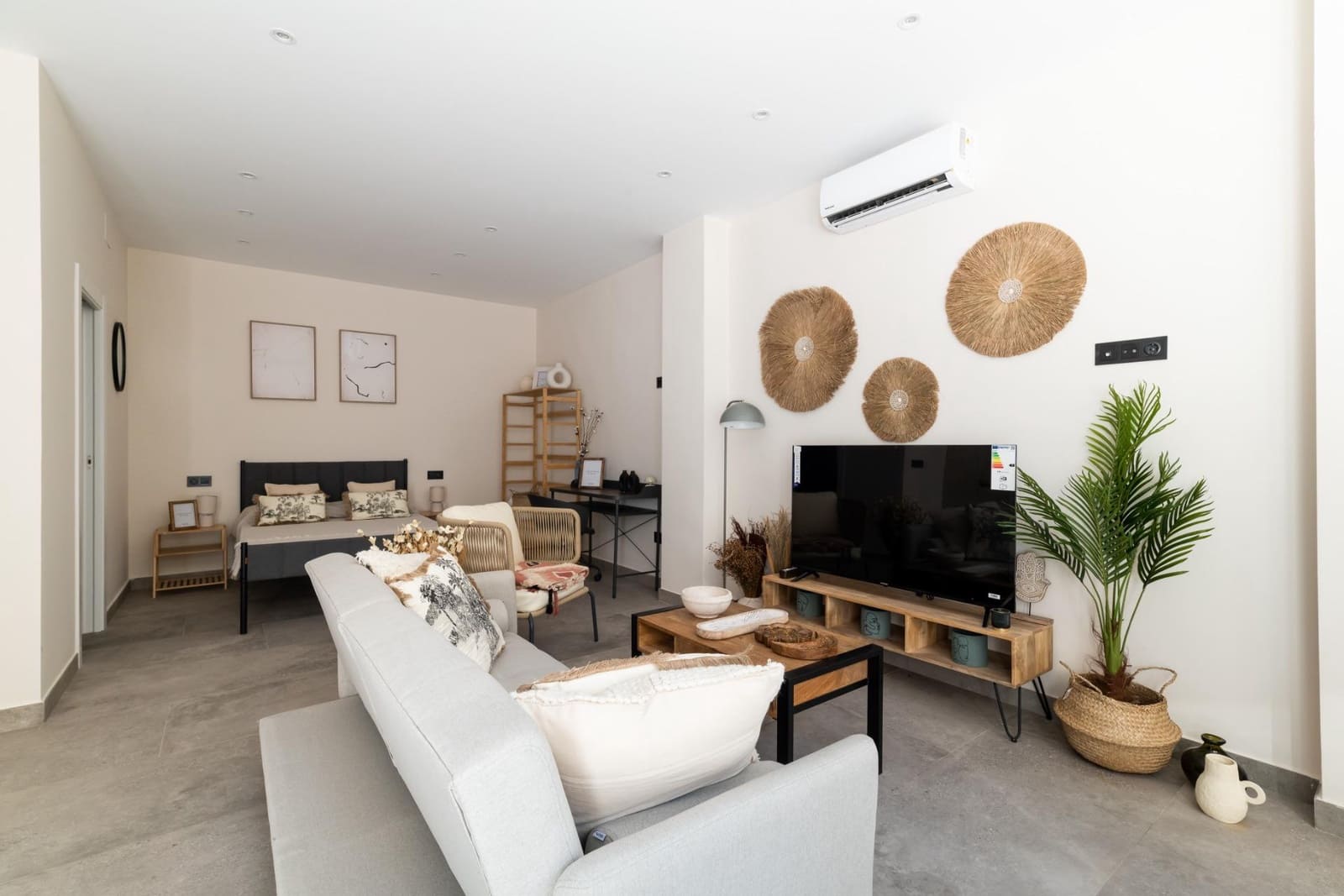 Piso de 1 habitación en Granada ciudad en venta - 145.000 € (Ref: 9491720)