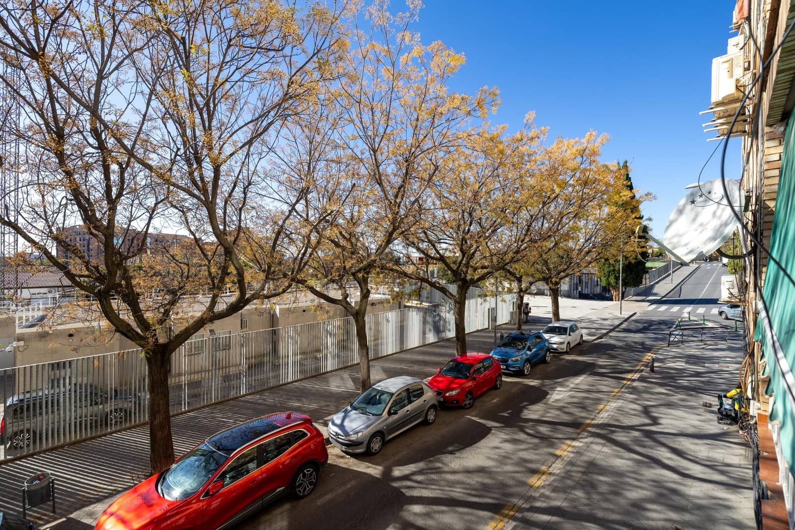 4 bedroom Flat for sale in Granada city with garage - € 245,000 (Ref: 9491722)