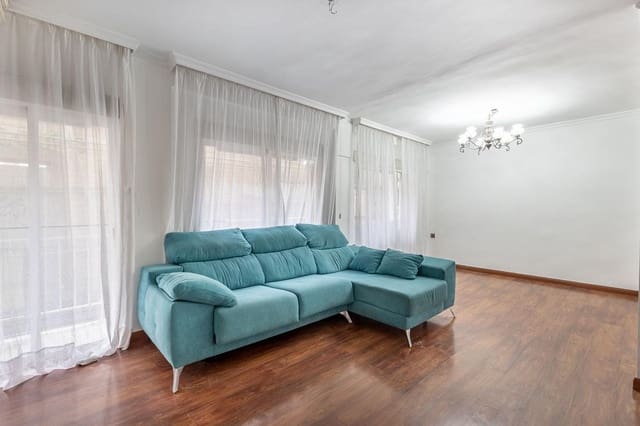 3 soveværelse Lejlighed til salg i Centro, Granada by - € 375.000 (Ref: 9496430)