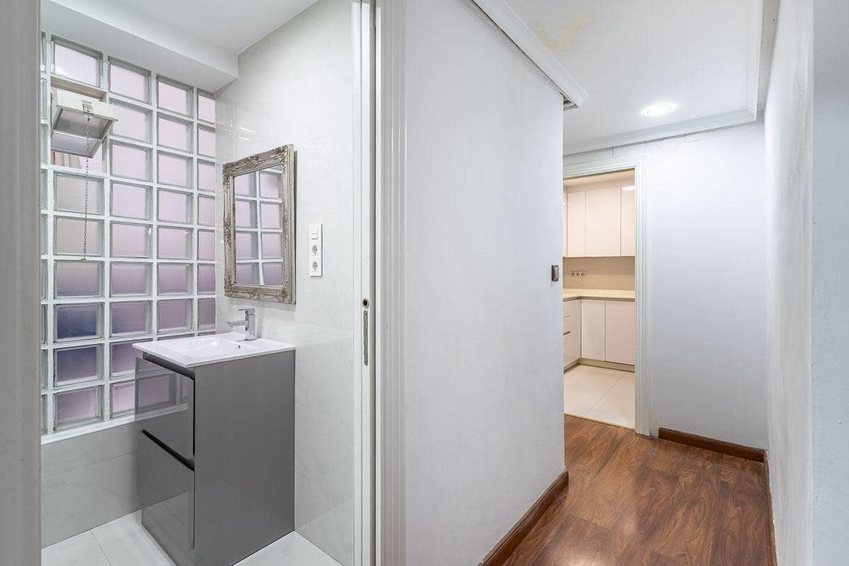 3 soveværelse Lejlighed til salg i Granada by - € 375.000 (Ref: 9496430)